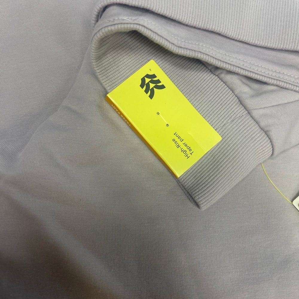 All In Motion High Rise Taper Pant - Picture 3 of 4